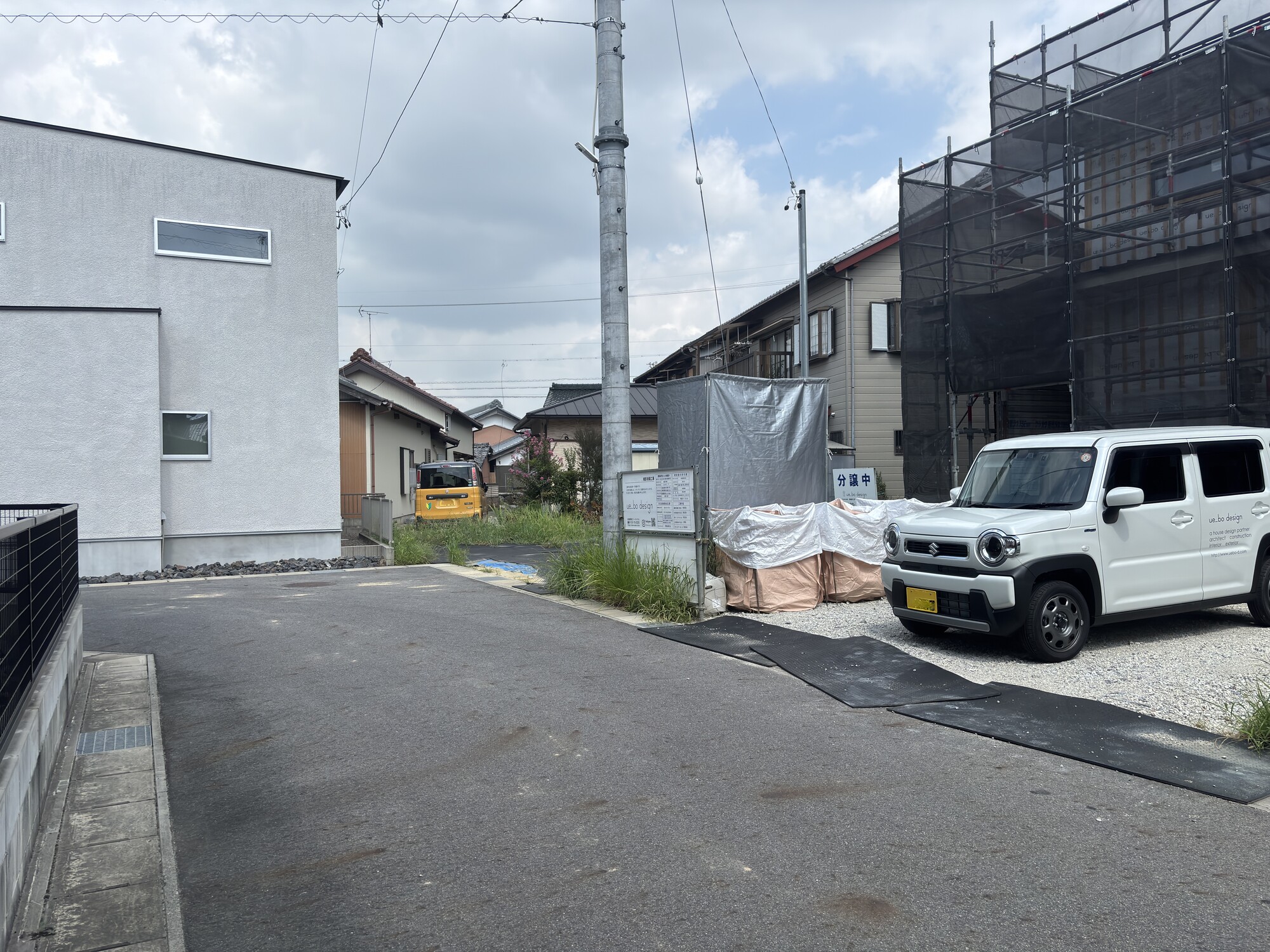2025年8月17日撮影
安心の前面道路幅
住民の方しか通らない道で安心して静かに暮らしていただけます
